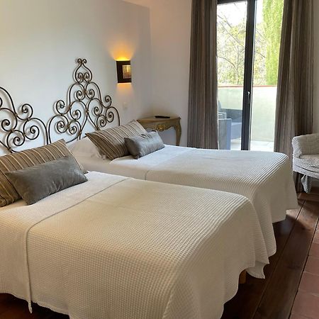 Le Relais Des Chartreuses Hotell Le Boulou Exteriör bild