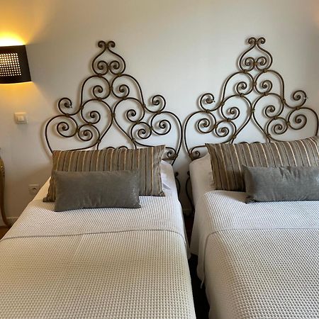 Le Relais Des Chartreuses Hotell Le Boulou Exteriör bild