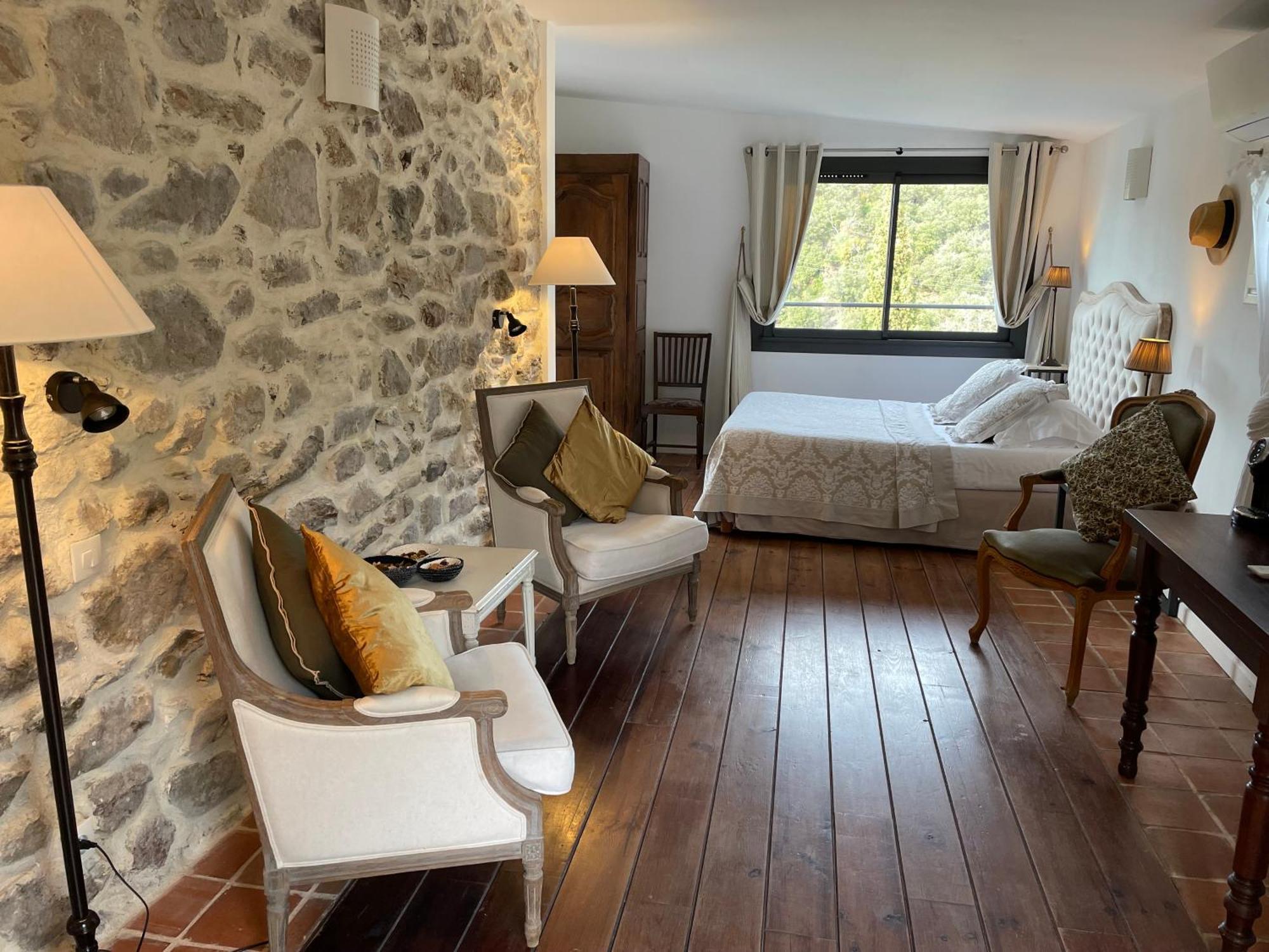 Le Relais Des Chartreuses Hotell Le Boulou Exteriör bild