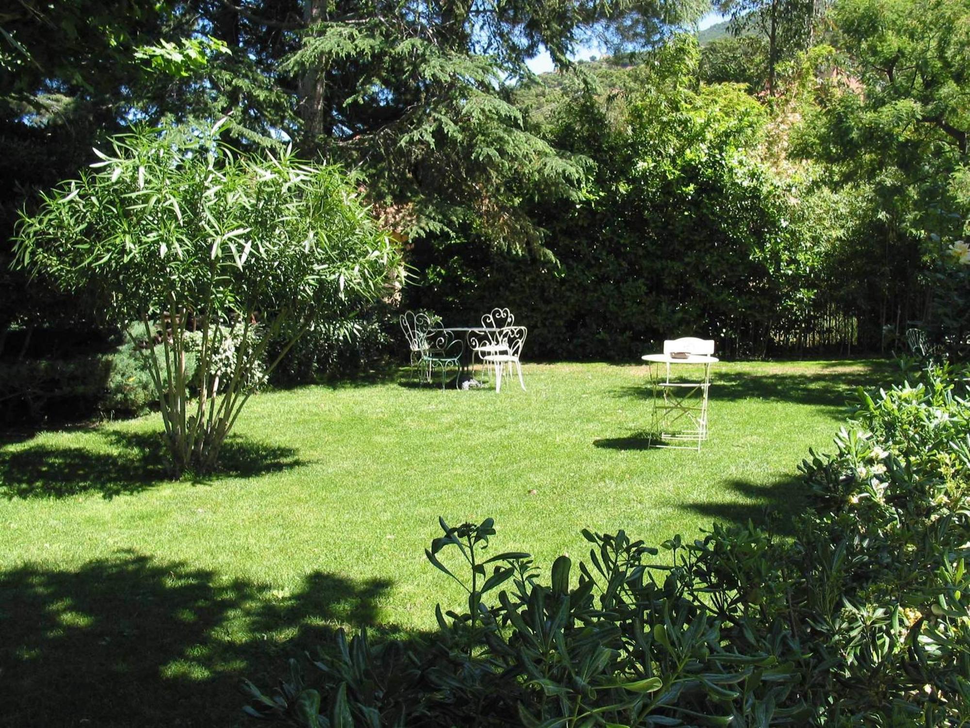 Le Relais Des Chartreuses Hotell Le Boulou Exteriör bild