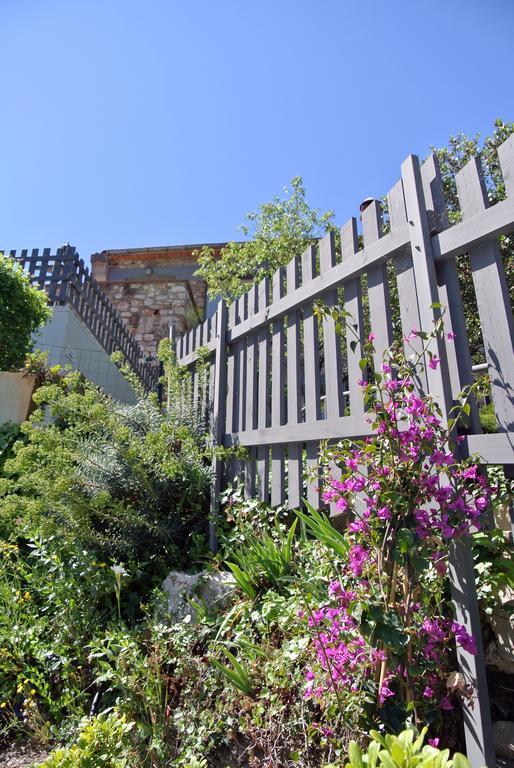 Le Relais Des Chartreuses Hotell Le Boulou Exteriör bild